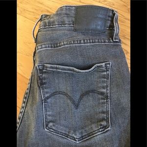 Levi's 721 High Rise Skinny Jeans